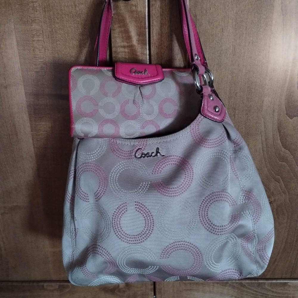 Coach purse and wallet set